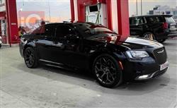 کرایسلەر 300